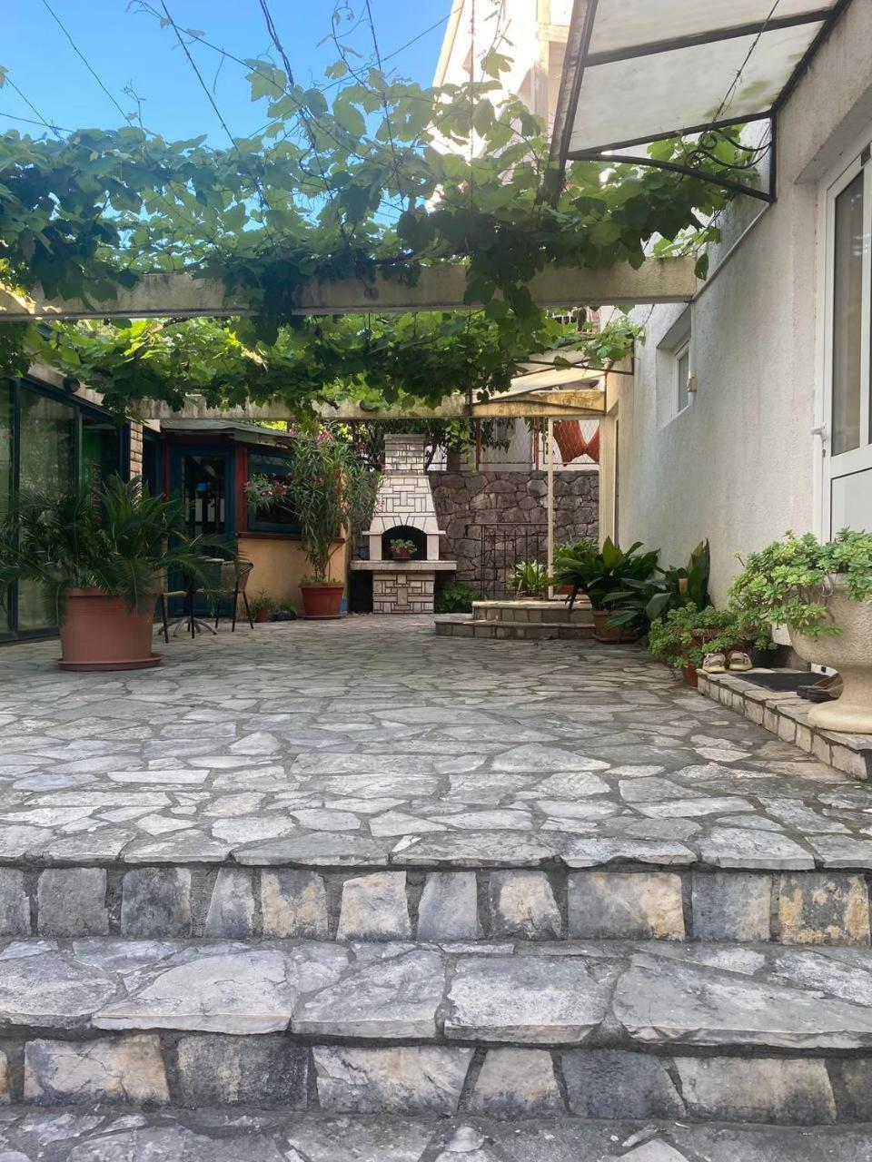 Alina'S Apartment Bečići Exterior foto
